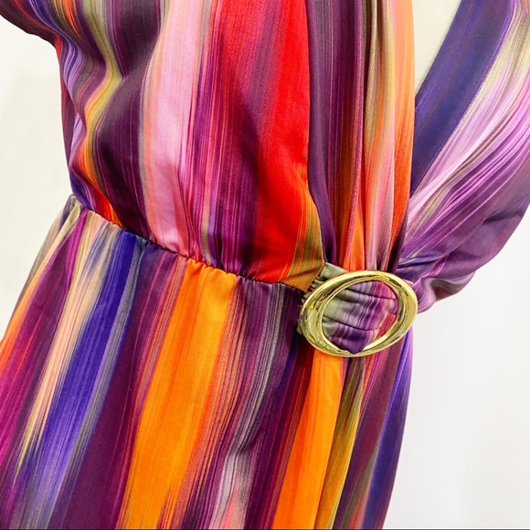 💋3/$20💋 Avon Colorful Sleeveless V-Neck Blouse Boho Blouse - Picture 2 of 7